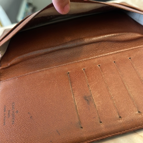 SALE!! Authentic LV Long Brown Monogram Wallet - Picture 10 of 17